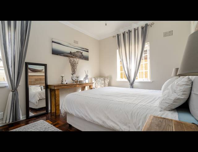 2 BEDROOM FREESTANDING RENTED IN RONDEBOSCH